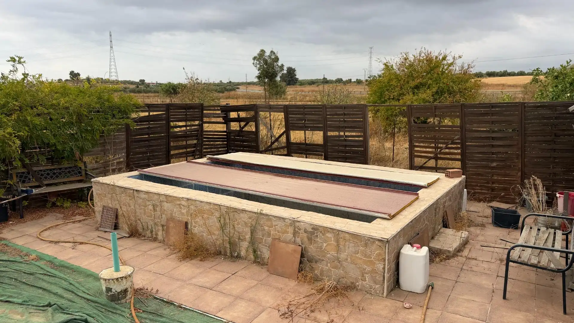 Swimming pool of Country homes for sale in Trigueros, Huelva