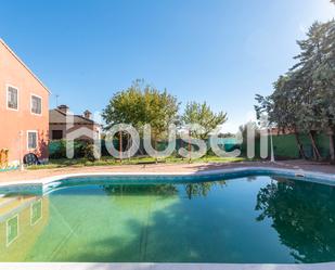 Exterior view of House or chalet for sale in Cardiel de los Montes  with Air Conditioner, Terrace and Swimming Pool