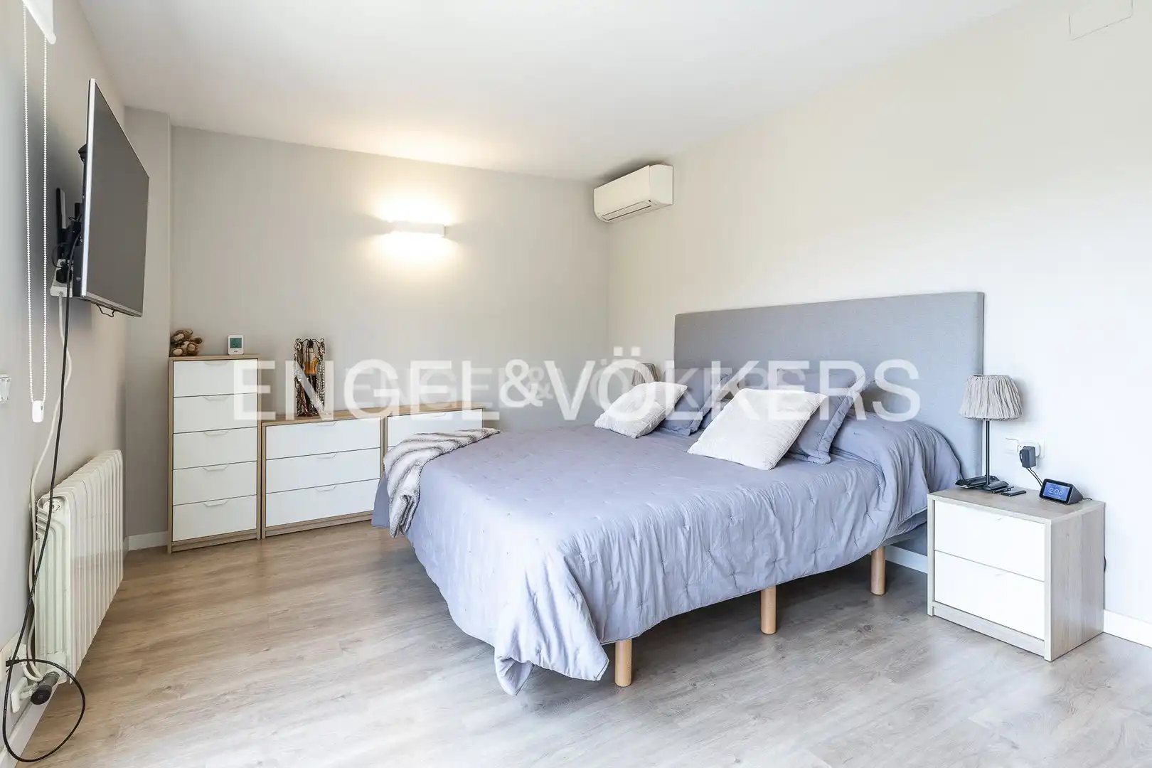 Habitación de Casa o chalet en venta en El Masnou con Aire acondicionado, Calefacción y Jardín privado
