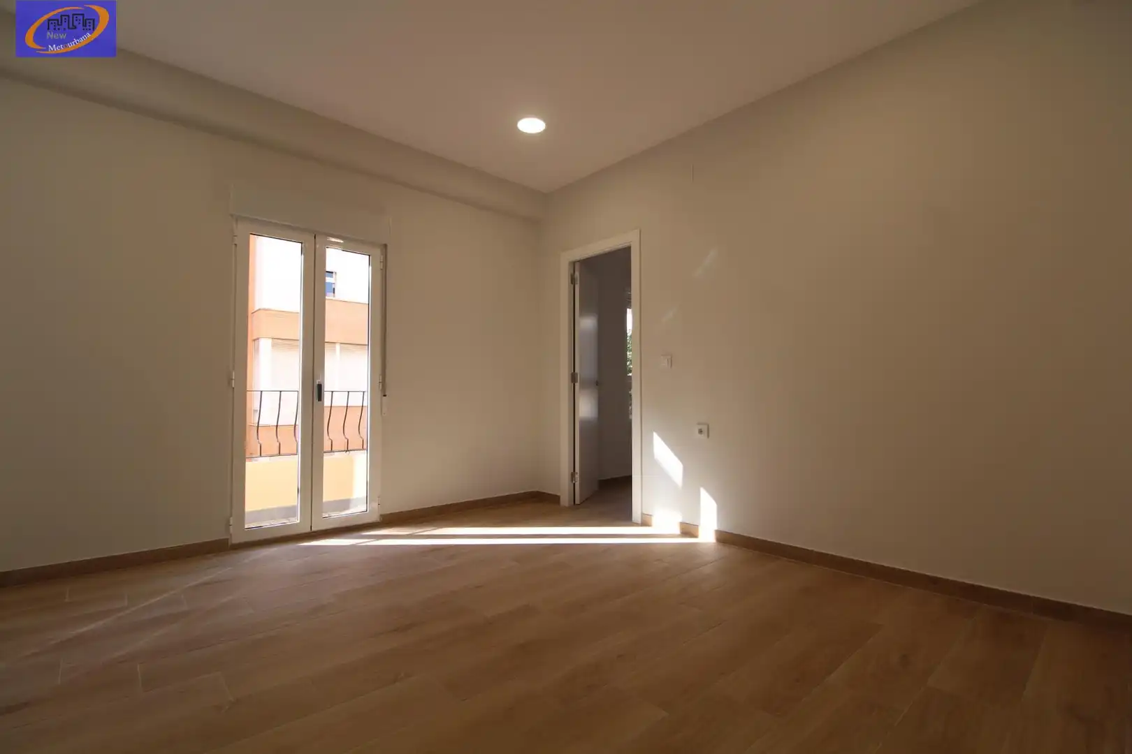 Habitación de Piso de alquiler en Valencia con Parquet