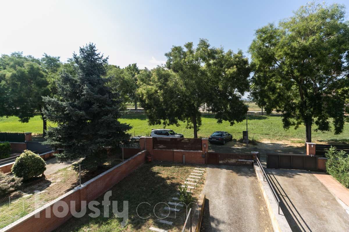 House or chalet for sale in Vic  with Heating, Private garden and Terrace