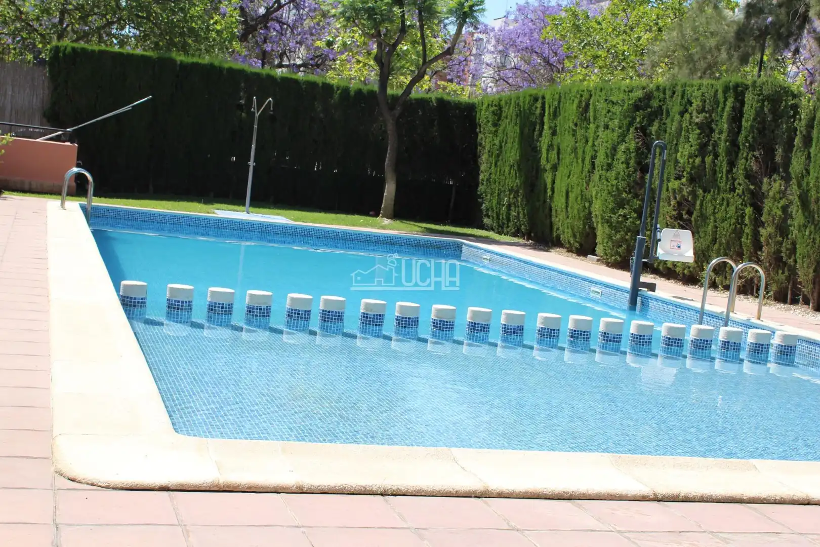 Piscina de Pis de lloguer en Valencia amb Aire condicionat, Moblat i Piscina comunitària