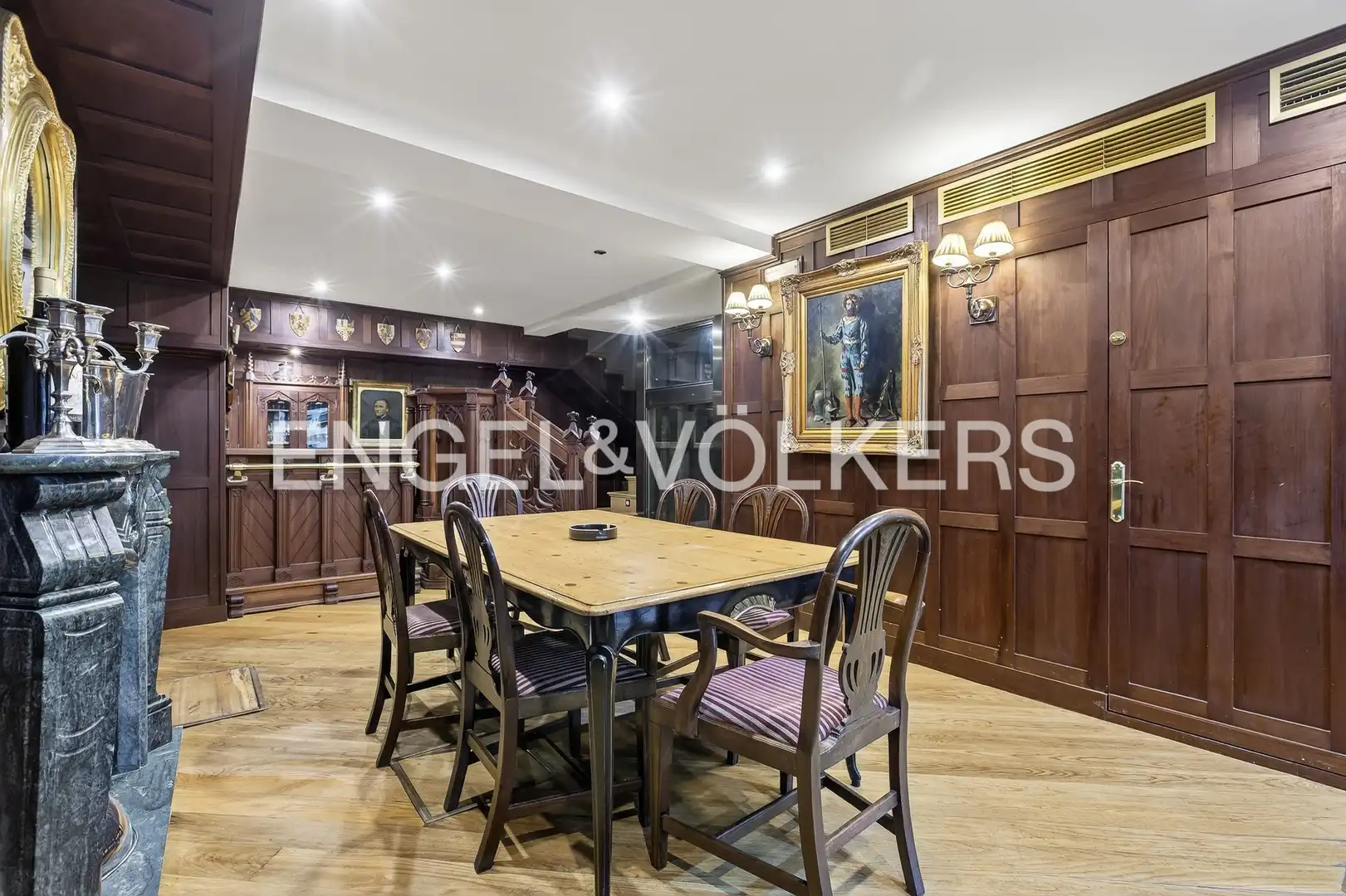 Comedor de Casa o chalet en venta en Sevilla con Aire acondicionado, Calefacción y Parquet