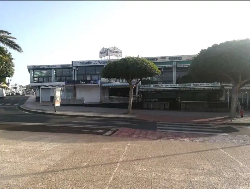 Vista exterior de Local en venda en Tías