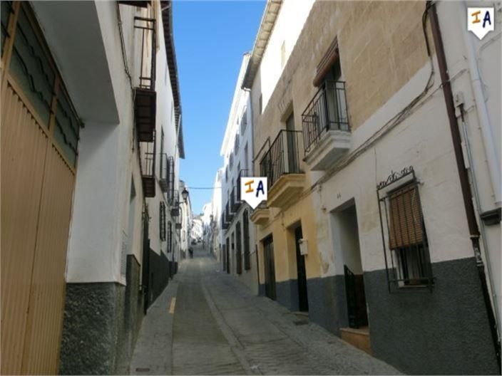 Exterior view of Single-family semi-detached for sale in Alcalá la Real  with Storage room and Internet