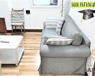 Sala d'estar de Pis de lloguer en Bilbao  amb Calefacció i Balcó