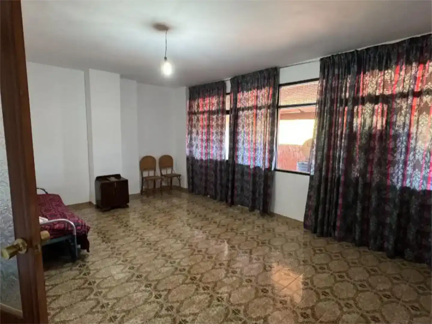 Sala d'estar de Pis en venda en Puebla de Don Rodrigo amb Traster, Moblat i Balcó