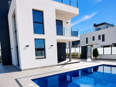 Villa con piscina in vendita a Los Balcones - Los Altos