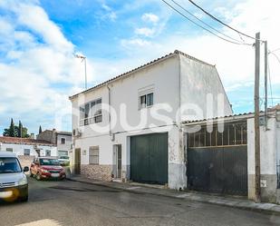 Vista exterior de Casa o xalet en venda en Casas de Don Gómez