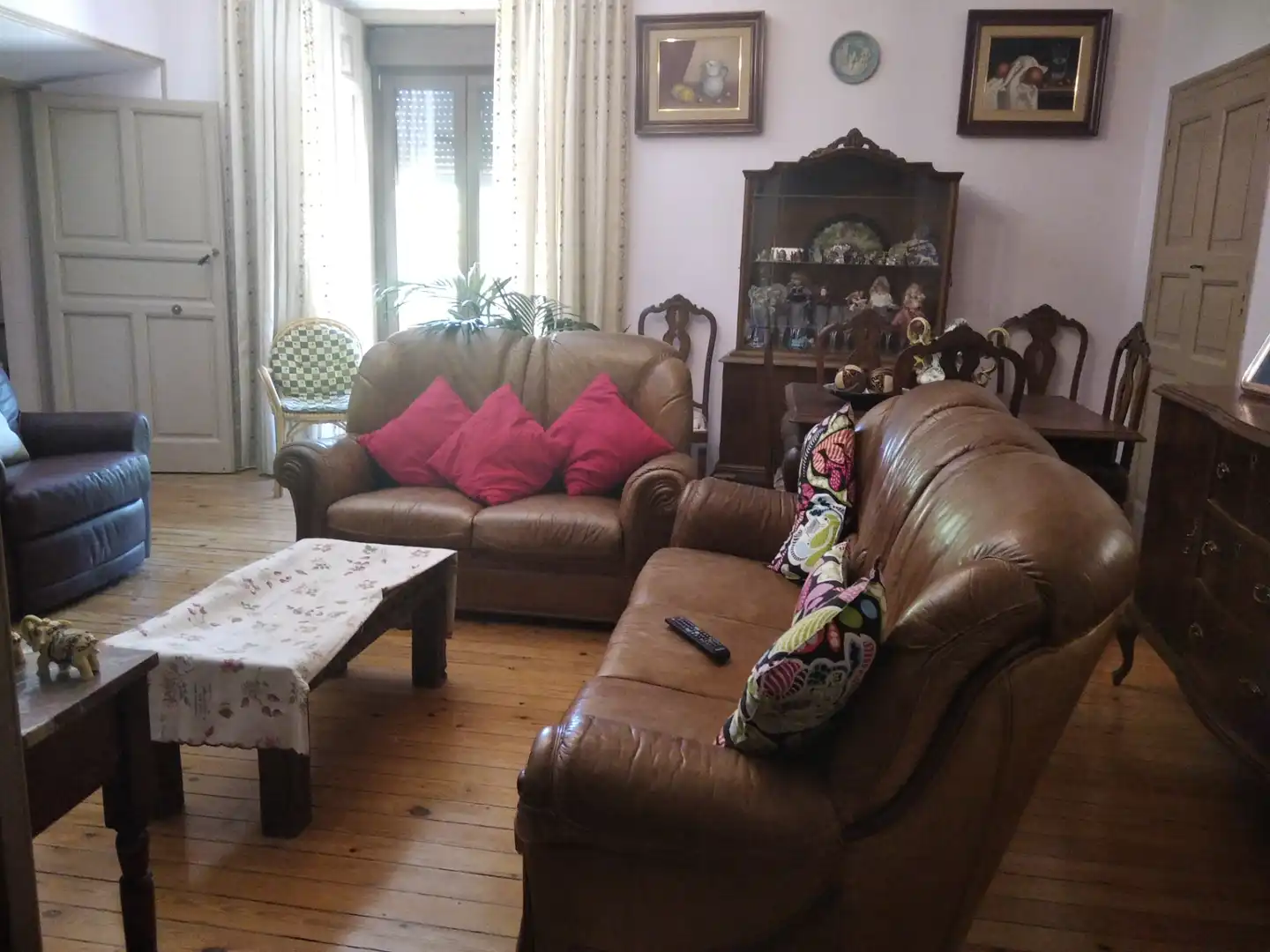 Sala d'estar de Pis en venda en San Lorenzo de El Escorial amb Balcó