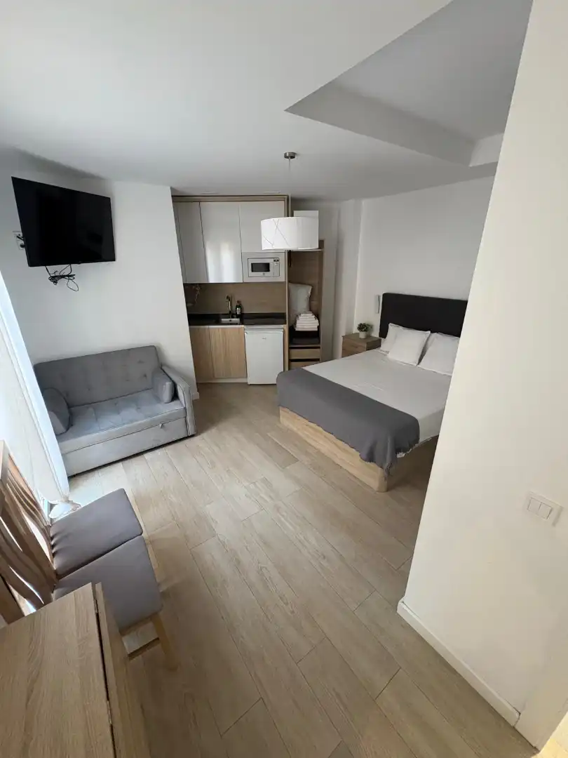 Flat for sale in Calle Alejandro Sánchez, Opañel