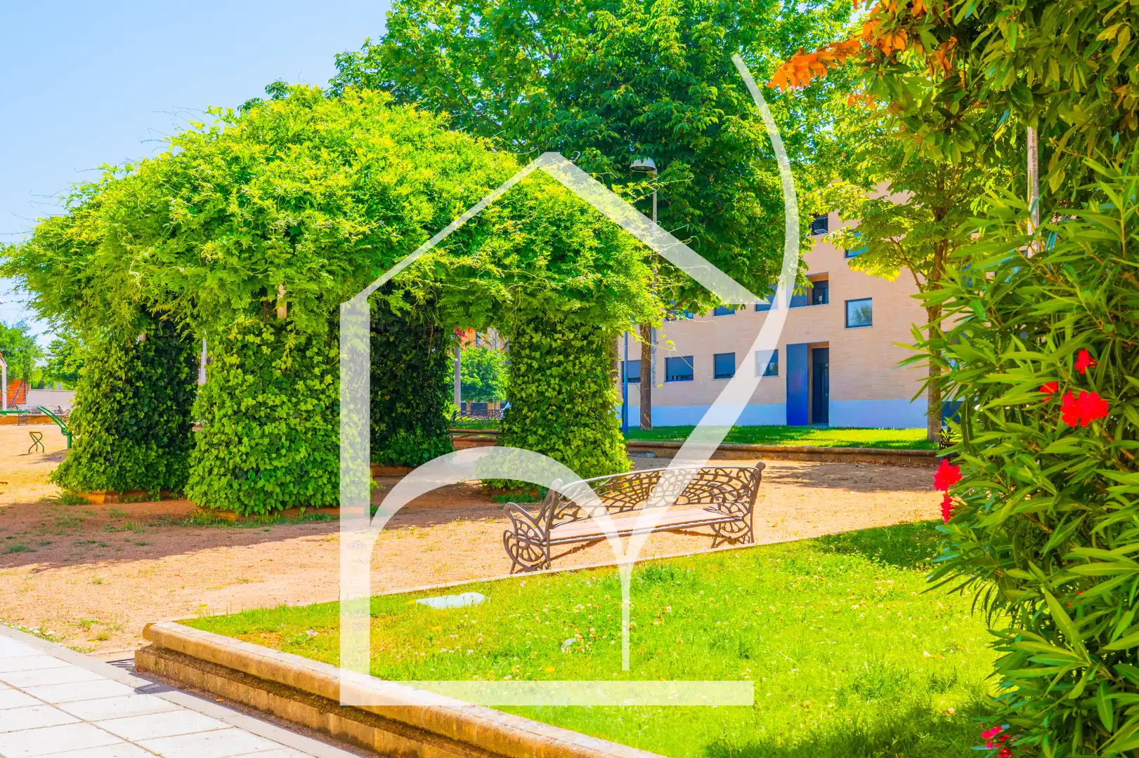 Jardín de Piso en venta en Salamanca con Aire acondicionado, Calefacción y Amueblado