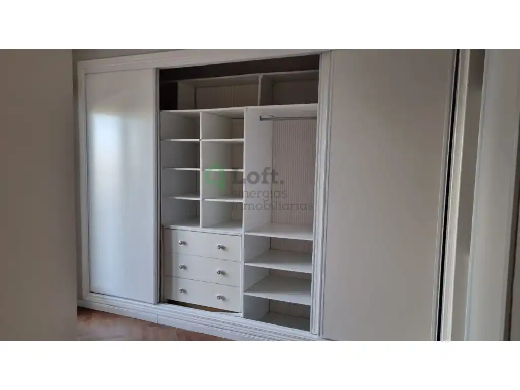 Habitación de Ático de alquiler en Badajoz con Aire acondicionado, Jardín privado y Terraza