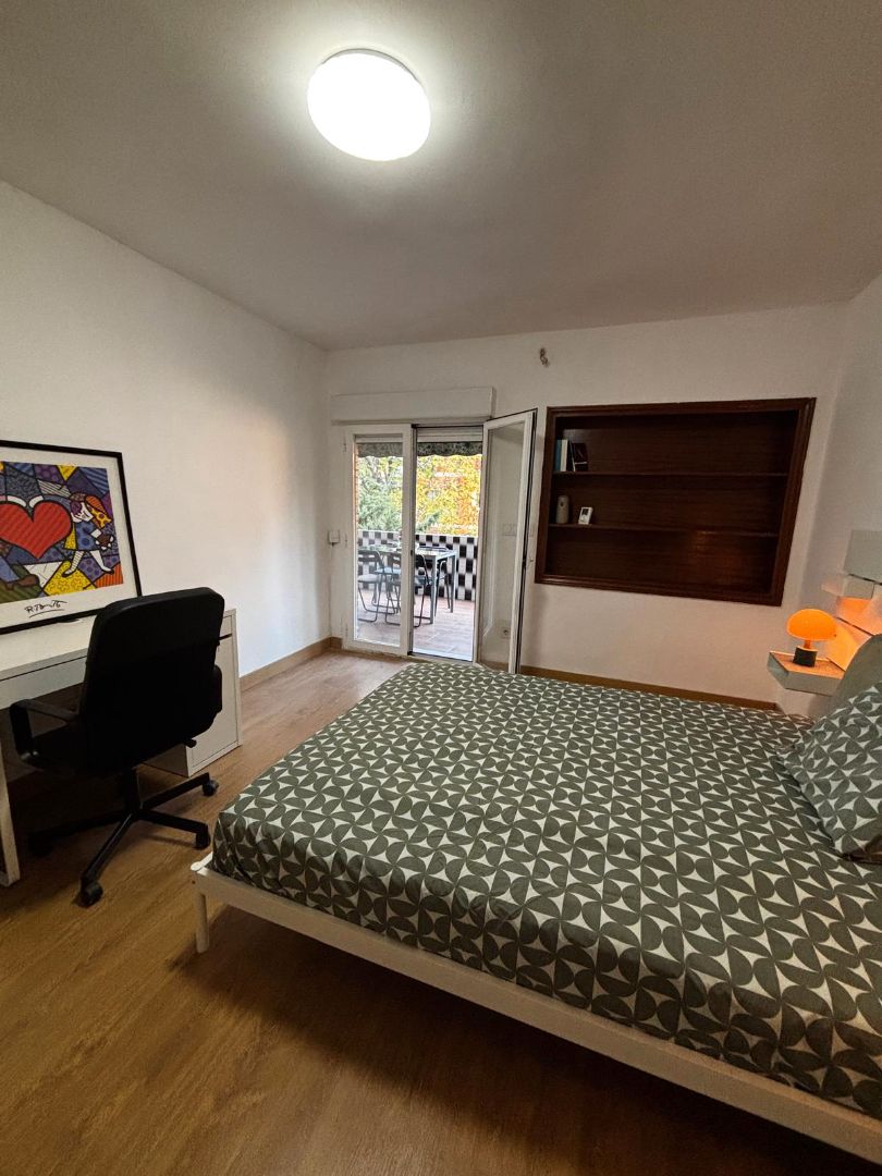 Dormitori de Pis per a compartir en  Madrid Capital amb Aire condicionat, Calefacció i Terrassa