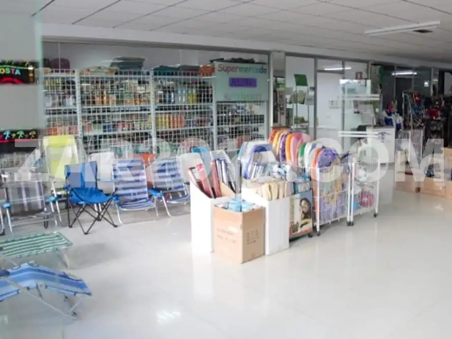 Local comercial en venda a Avenida Costa Levante, imagen 5