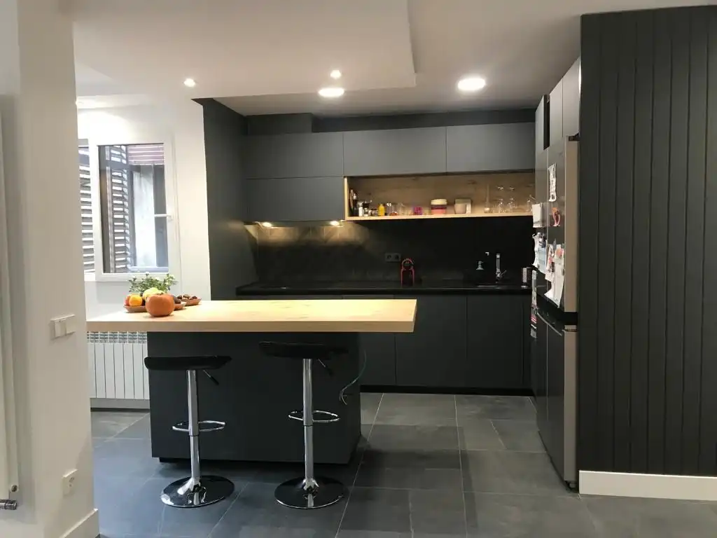 Kitchen of Flat for rent in Madrid  with Air Conditioner, Heating and Terrace