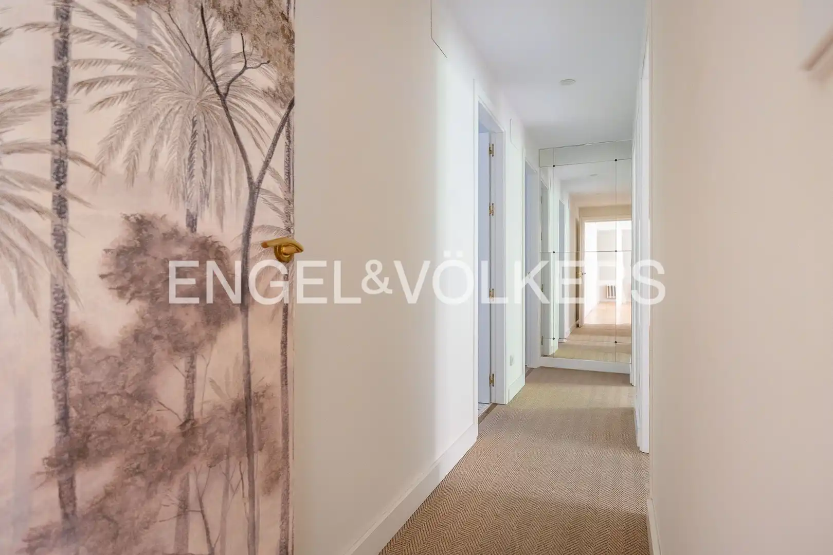 Wohnung zur Miete in Sevilla mit Klimaanlage, Heizung und Parkett