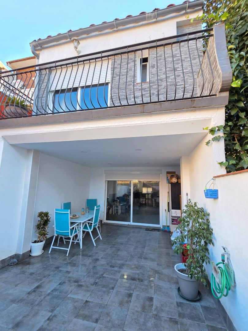 Terrassa de Casa adosada en venda en Mollet del Vallès amb Aire condicionat, Traster i Forn