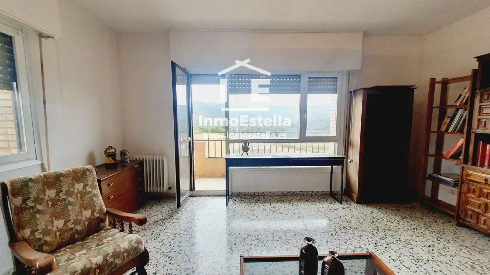 Sala d'estar de Pis en venda en Améscoa Baja amb Calefacció i Terrassa