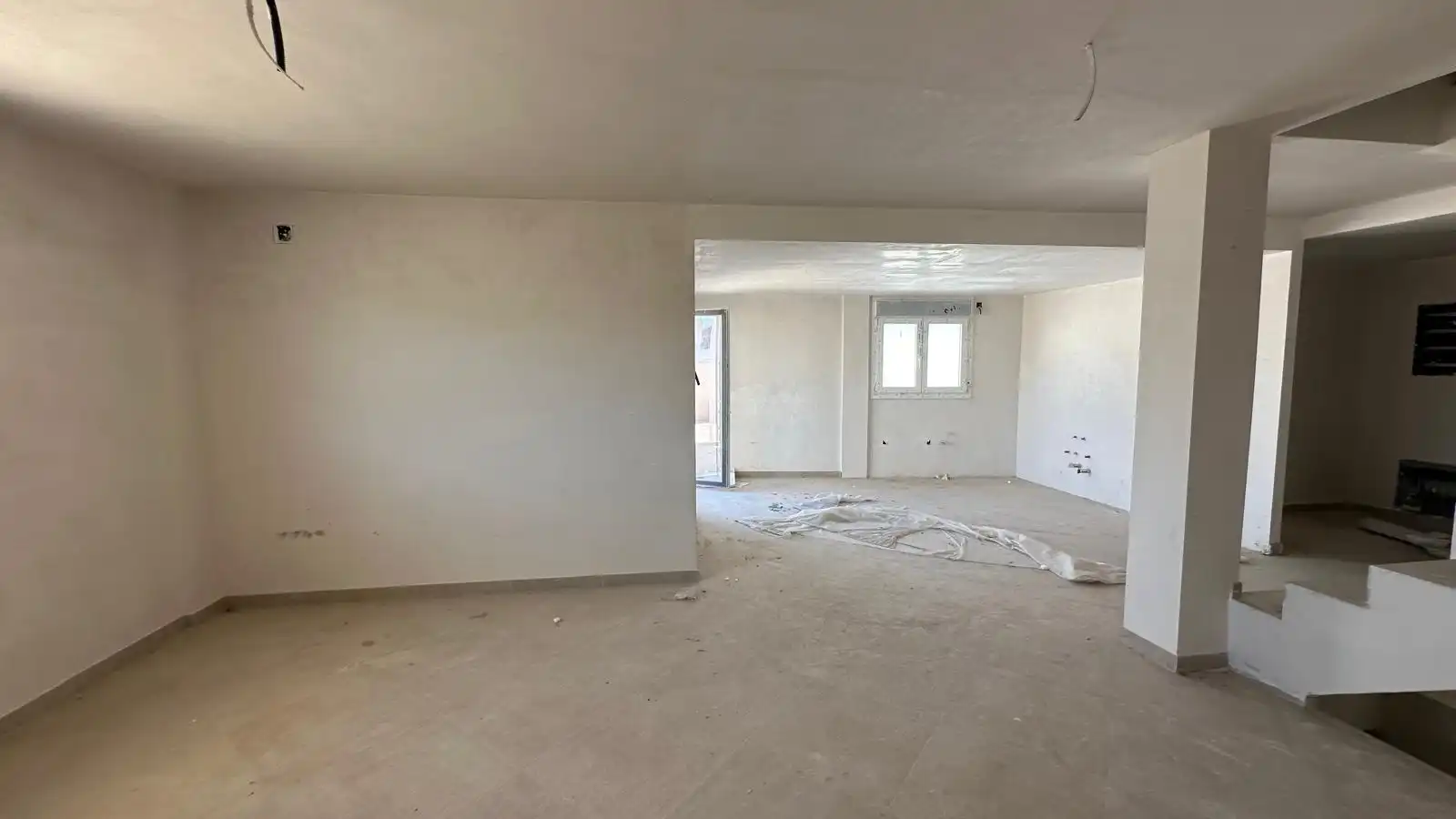 Semi-detached house for sale in Calle del Río Beiro, imagen 4