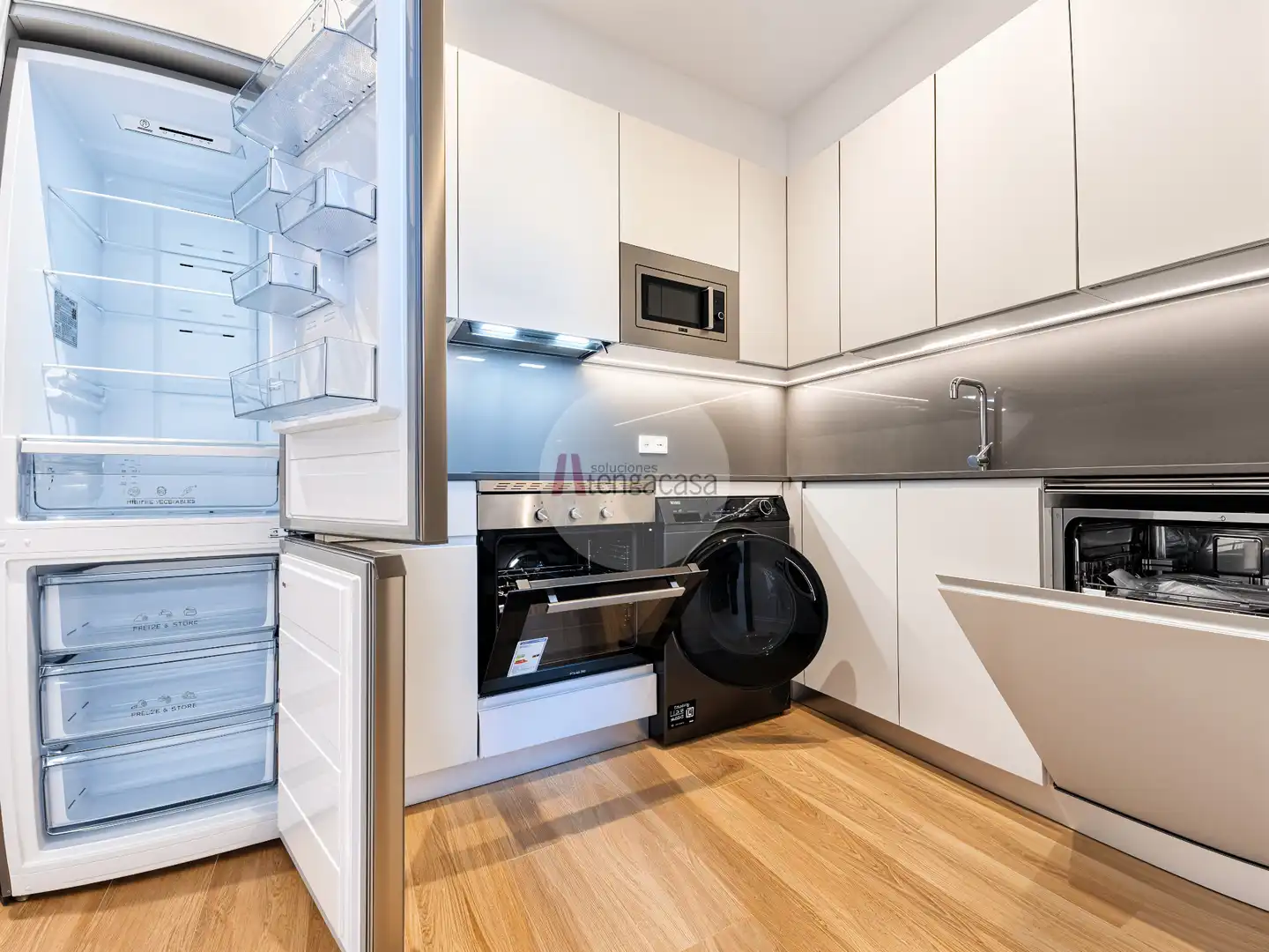 Kitchen of Apartments for sale in Madrid  with Air Conditioner, Heating and Parquet flooring