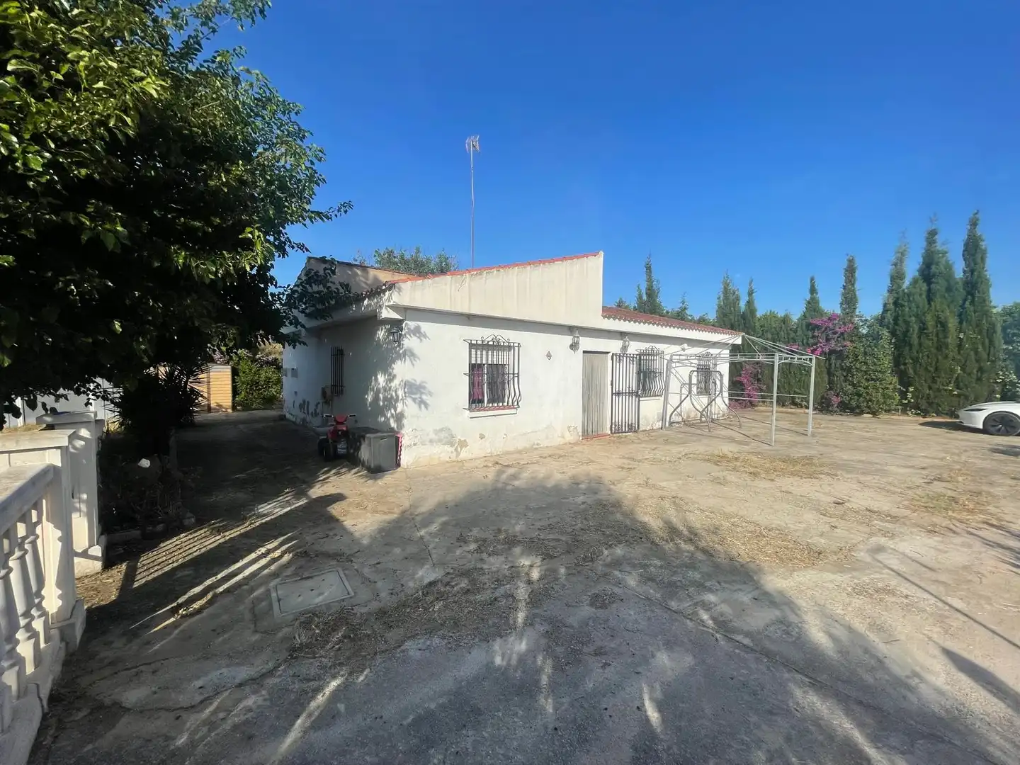 Vista exterior de Casa o chalet en venta en Pedralba con Jardín privado, Terraza y Piscina