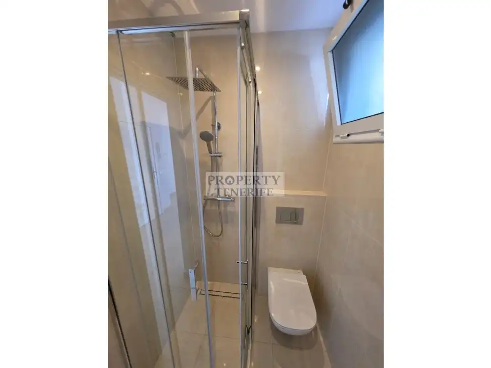 Baño de Apartamento en venta en Adeje con Amueblado