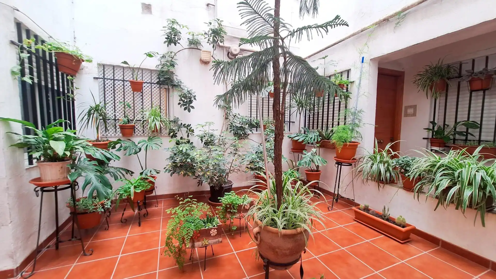 Terrace of Flat for sale in Córdoba  with Air Conditioner, Heating and Storage room