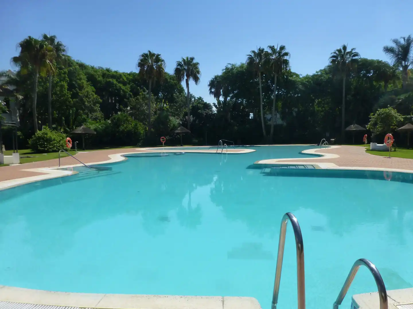 Swimming pool of Ground floor for sale in Rota  with Air Conditioner, Private garden and Terrace
