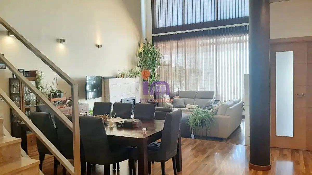 Sala de estar de Casa o chalet en venta en Valdepeñas con Aire acondicionado, Calefacción y Jardín privado