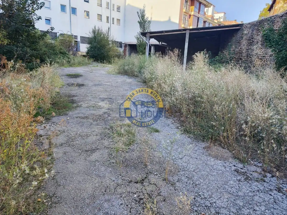 Industrial land for sale in León Capital 