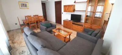 Sala d'estar de Apartament de lloguer en Córdoba amb Aire condicionat, Calefacció i Traster