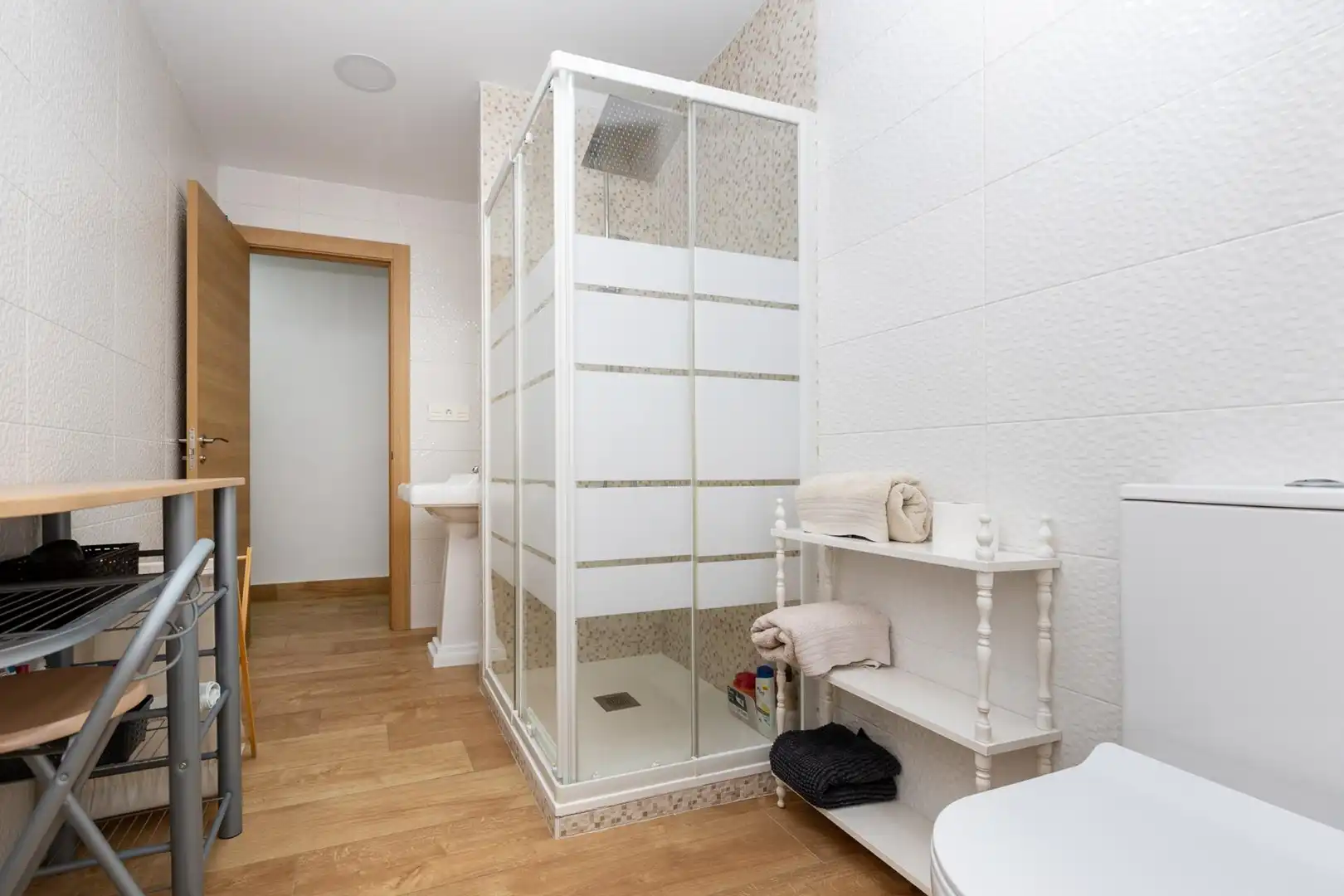 Baño de Piso en venta en Granada con Aire acondicionado, Calefacción y Terraza