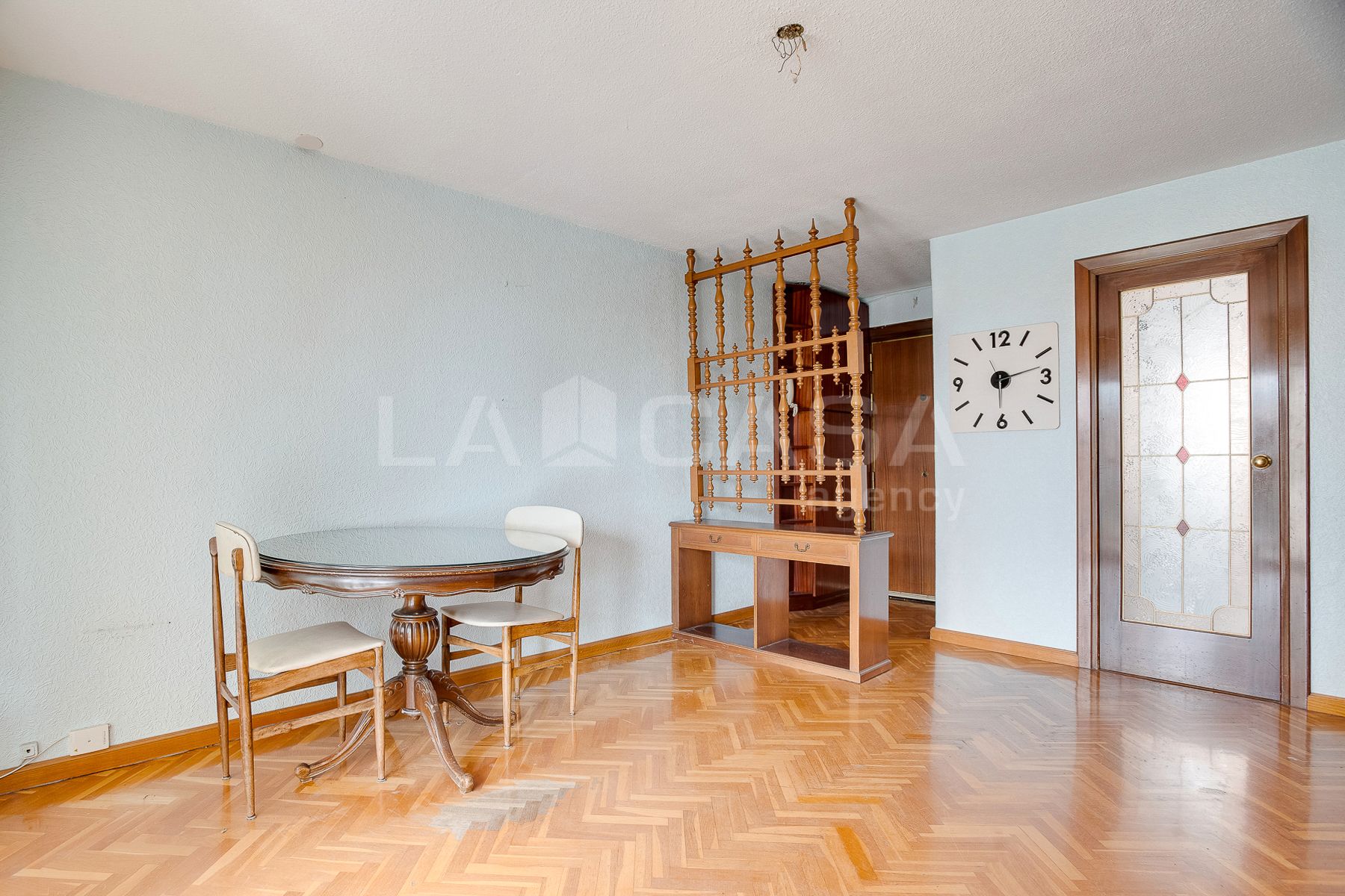 Living room of Flat for sale in L'Hospitalet de Llobregat  with Balcony