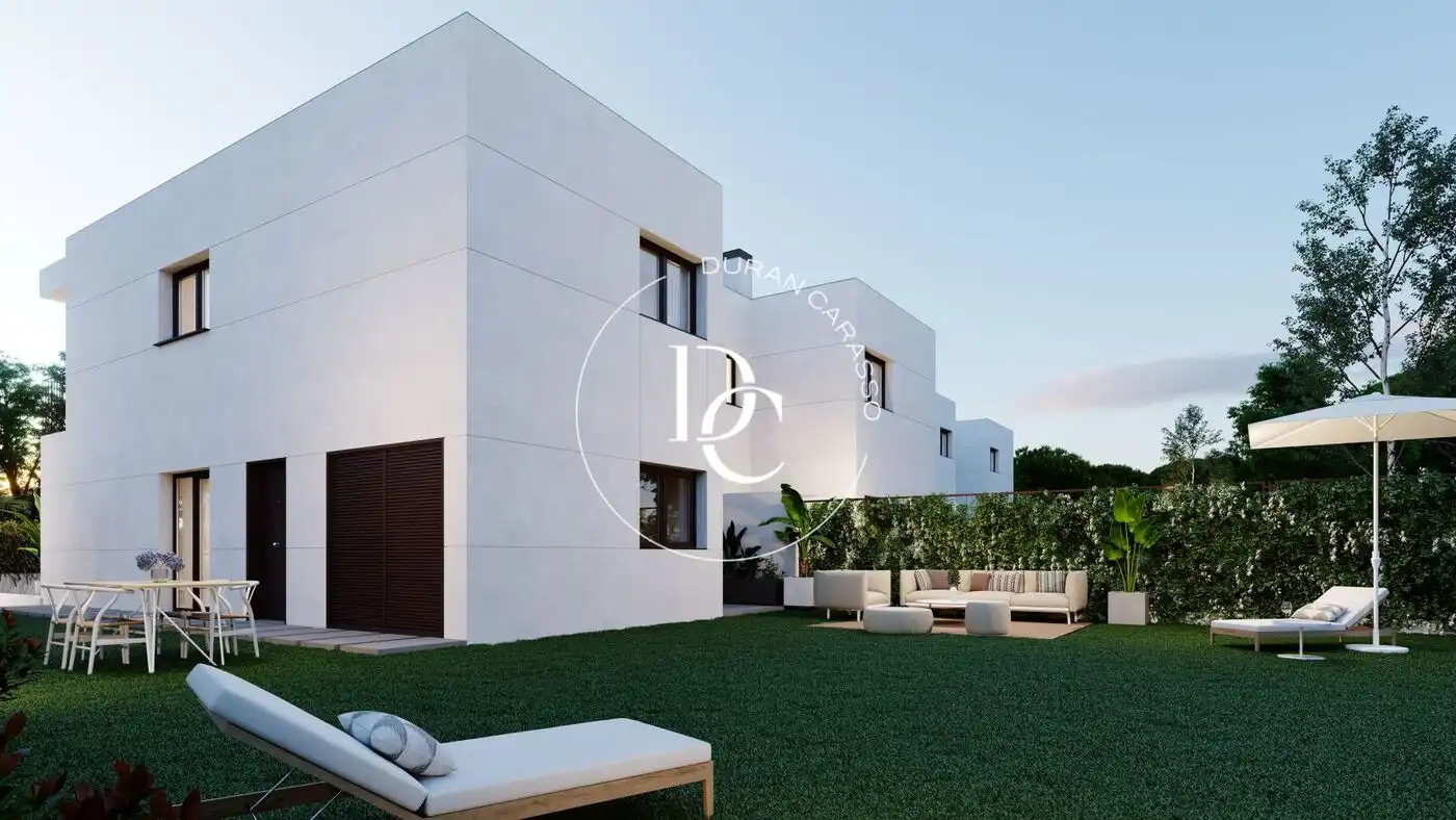 Casa con jardín en venta en Carrer Duesaigües 65, imagen 13