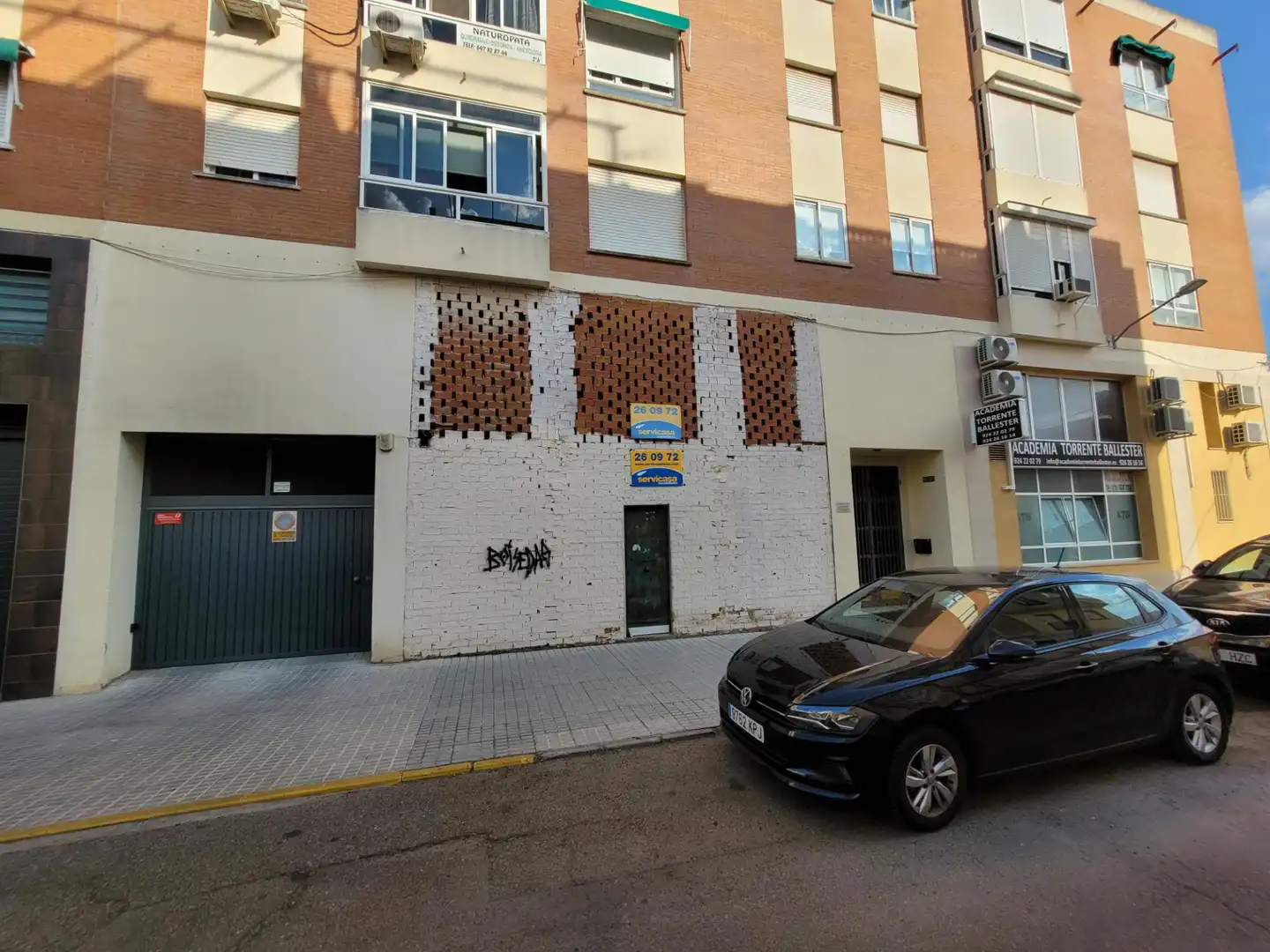 Locale commerciale in vendita a Calle Rota 3