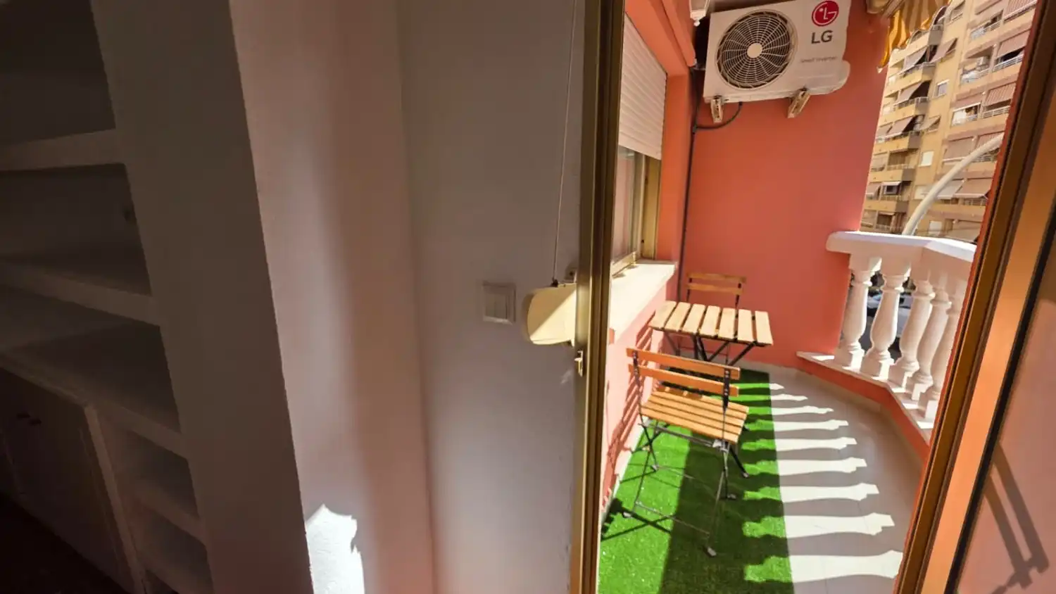 Terrassa de Estudi en venda en Gandia amb Aire condicionat, Traster i Moblat
