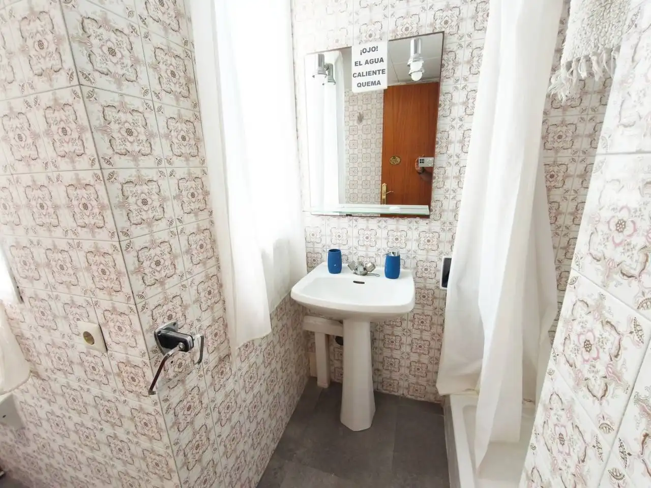 Baño de Piso en venta en Calafell con Aire acondicionado, Terraza y Alarma