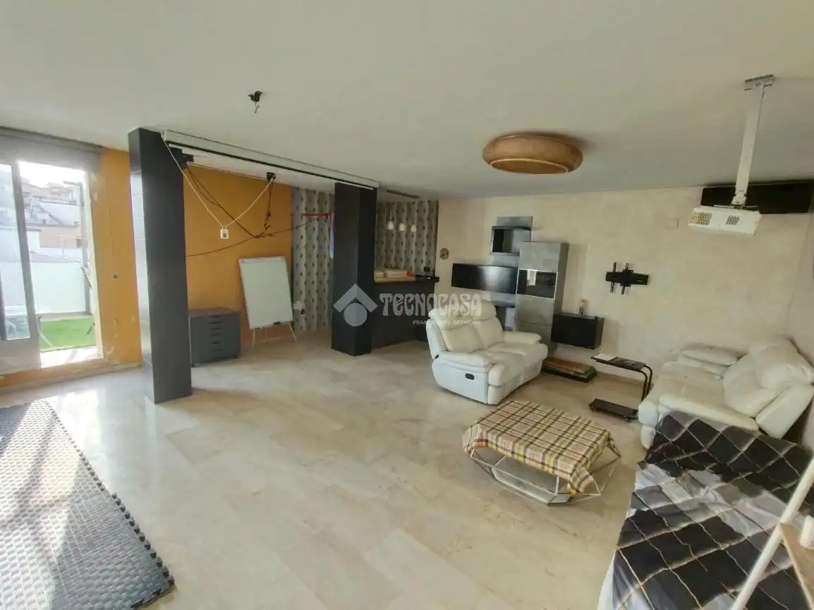 Flat for sale in Mengíbar
