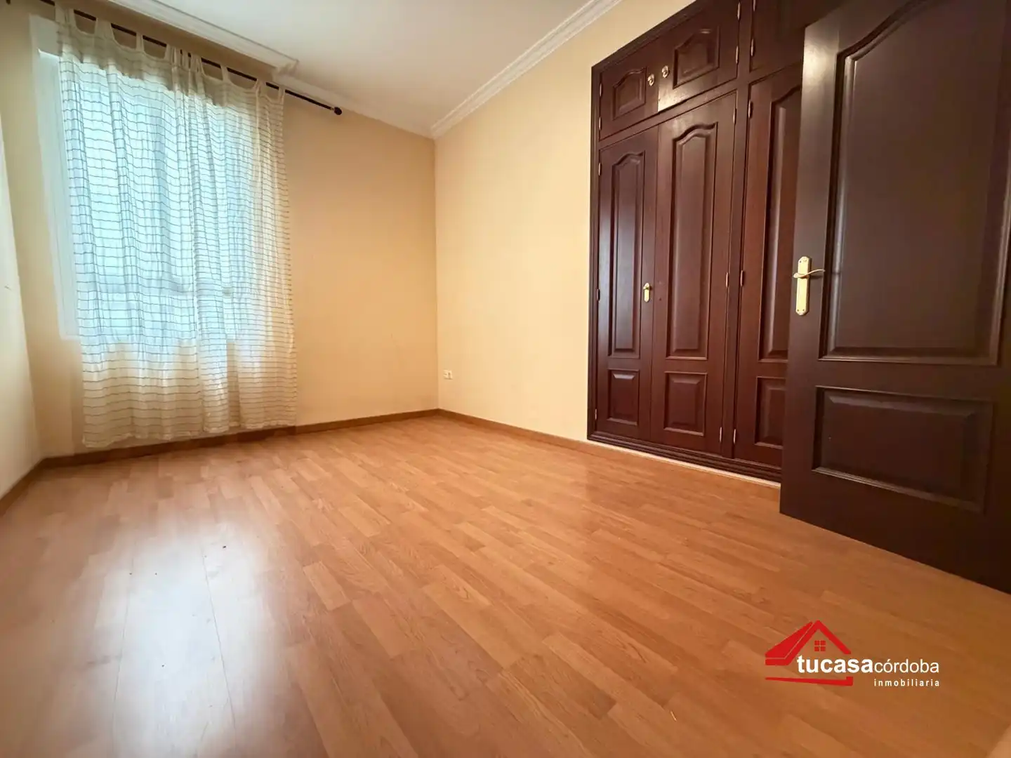 Habitación de Piso en venta en Córdoba con Terraza, Trastero y Amueblado
