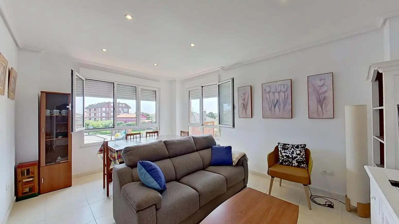 Sala de estar de Piso en venta en Suances con Calefacción, Jardín privado y Terraza