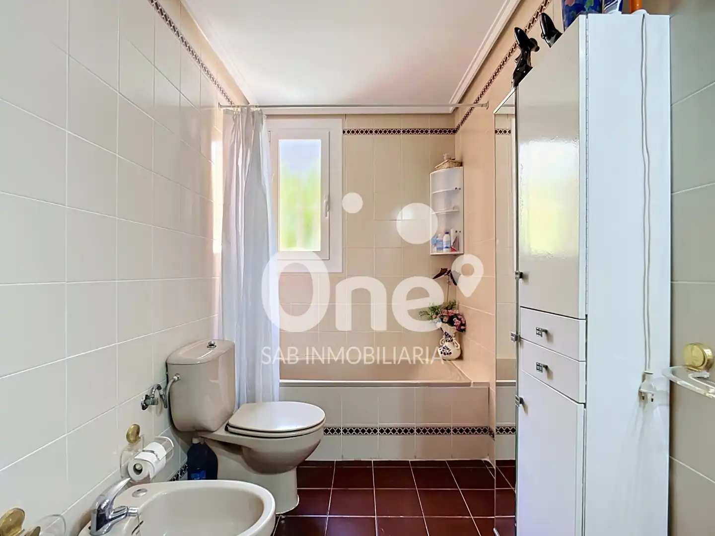 Bathroom of Houses for sale in San Antonio de Benagéber  with Air Conditioner, Private garden and Terrace
