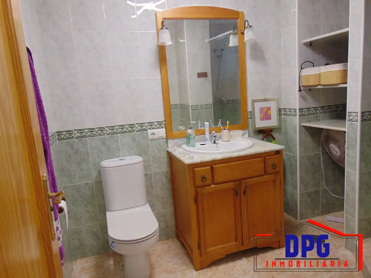 Baño de Apartamento en venta en Garrucha con Aire acondicionado y Amueblado