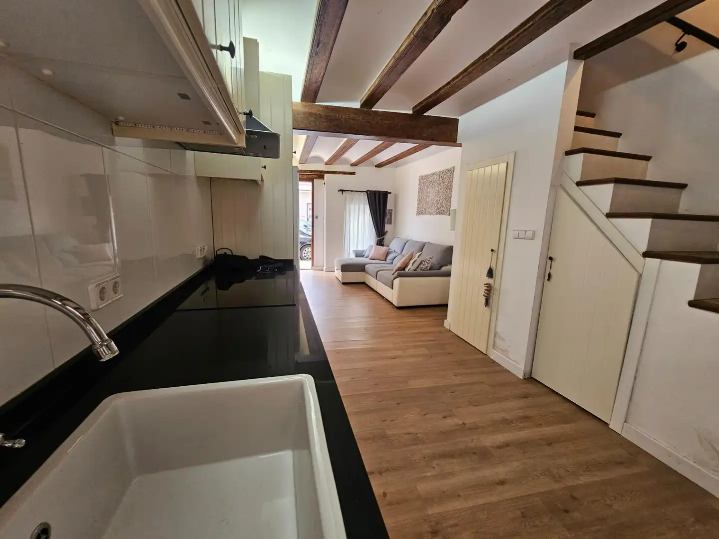 Cuina de Casa adosada en venda en Valencia amb Aire condicionat, Parquet i Terrassa