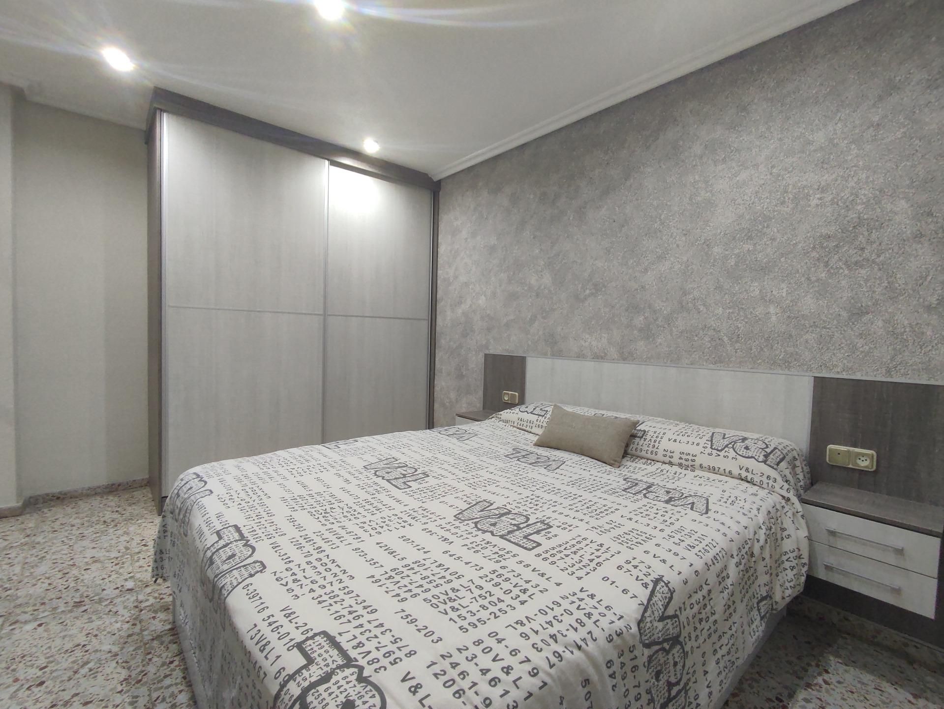 Flat for share in Calle de Clemente Gonzálvez Valls, Altabix, Elche ciudad