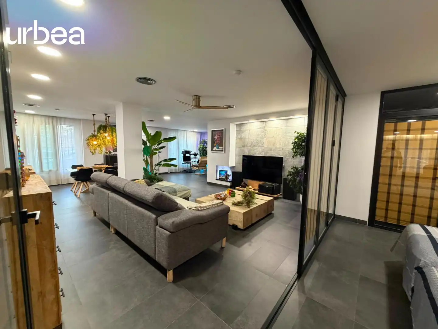 Sala de estar de Planta baja en venta en Málaga con Aire acondicionado