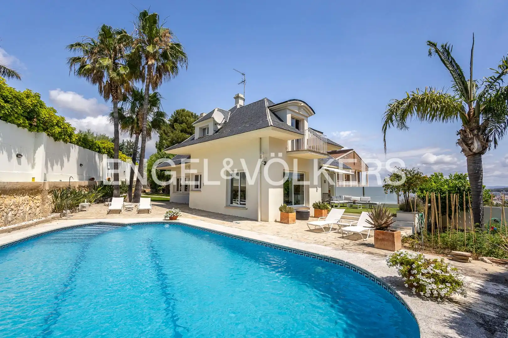 Exterior view of Houses for sale in El Vendrell  with Heating, Private garden and Terrace