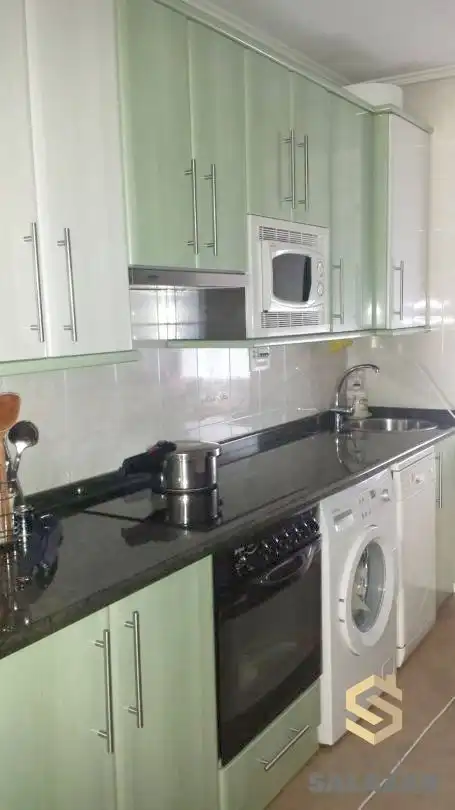 Cocina de Piso de alquiler en Usansolo con Calefacción y Balcón