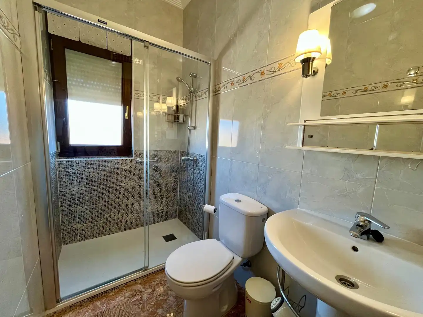 Hotel con ascensore in vendita a Calle CARABINEROS, imagen 27