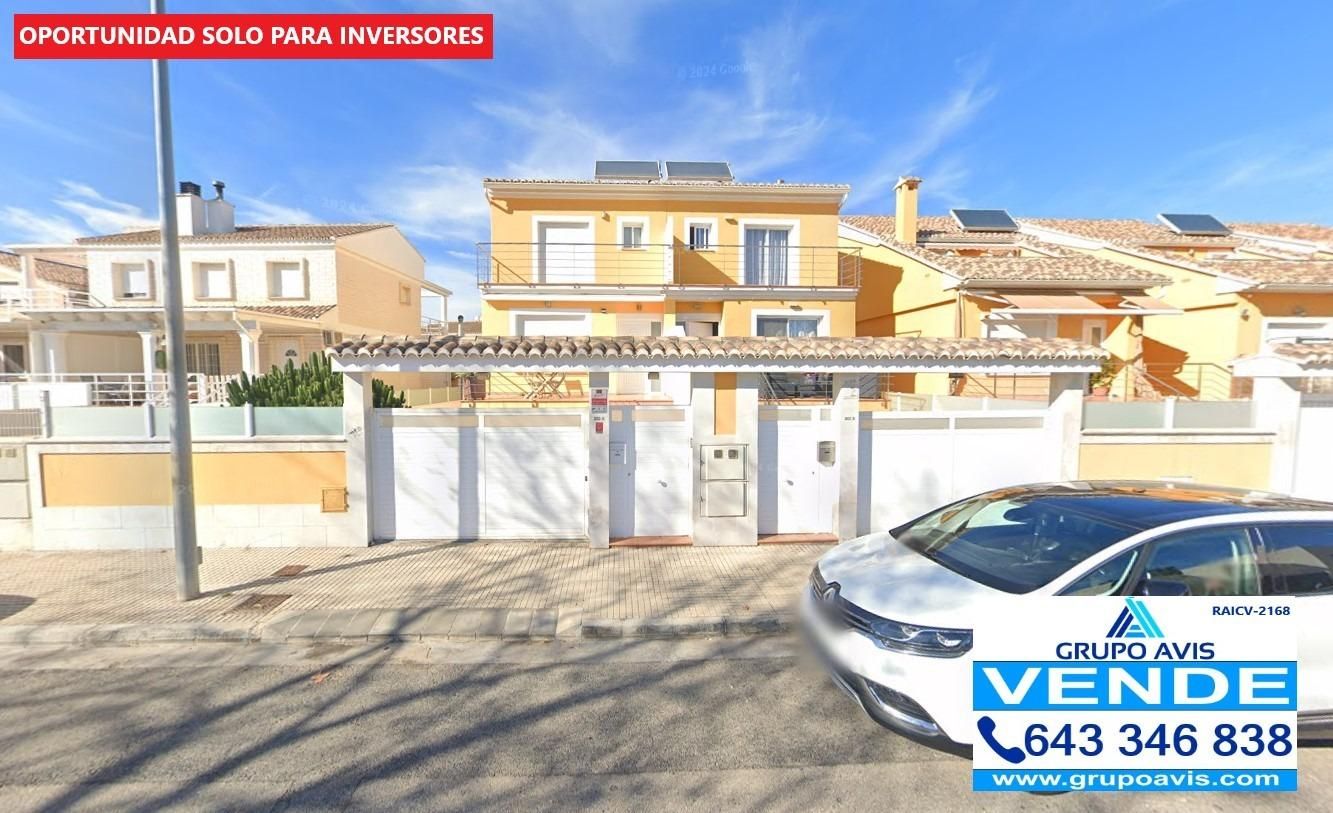 Exterior view of Single-family semi-detached for sale in Gandia  with Private garden, Terrace and Swimming Pool